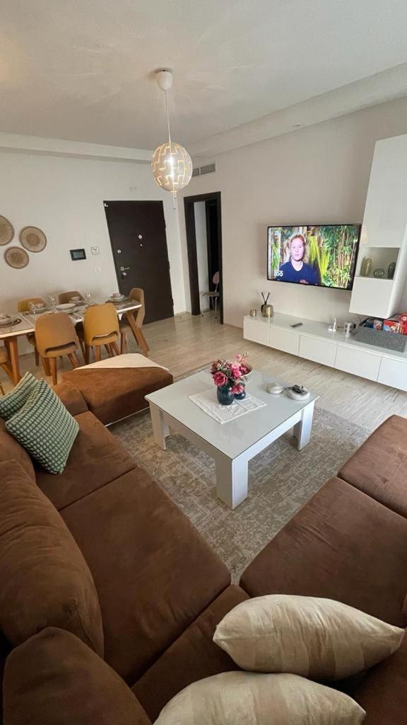 Schoene, Ruhige Neuwertige 127Qm Ferienwohnung Sidi Daoud Exterior photo